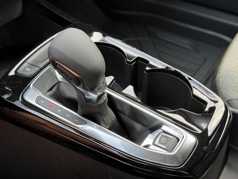 Chevrolet Trax Vehicle Full-screen Gallery Image 13