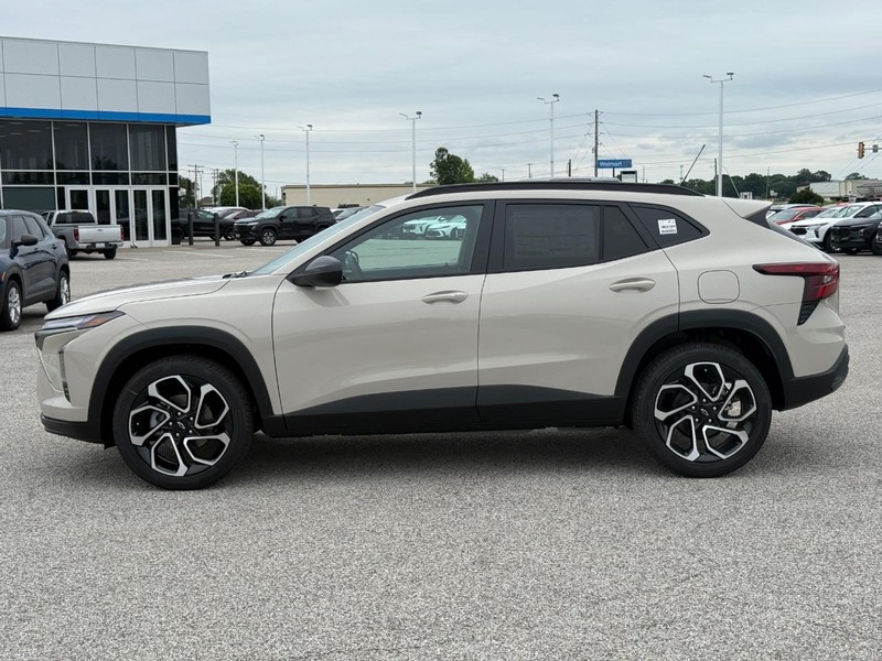 Chevrolet Trax Vehicle Full-screen Gallery Image 2