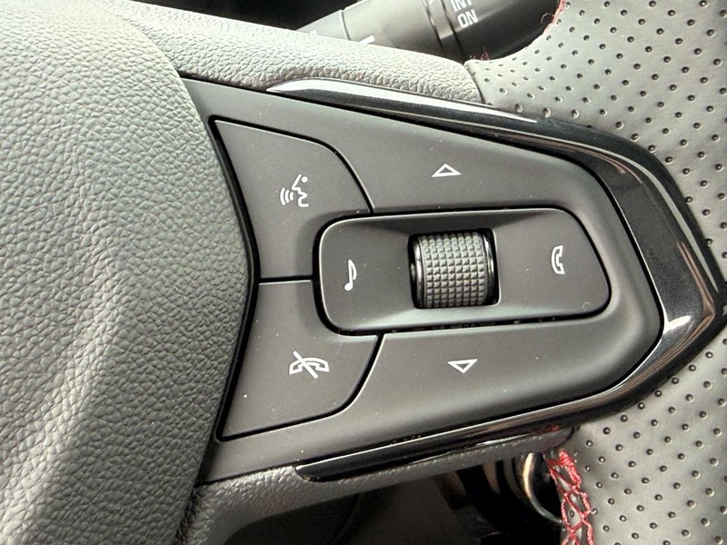 Chevrolet Trax Vehicle Full-screen Gallery Image 10