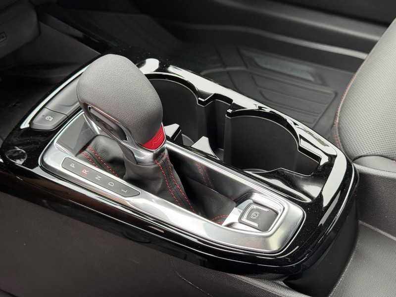 Chevrolet Trax Vehicle Full-screen Gallery Image 15