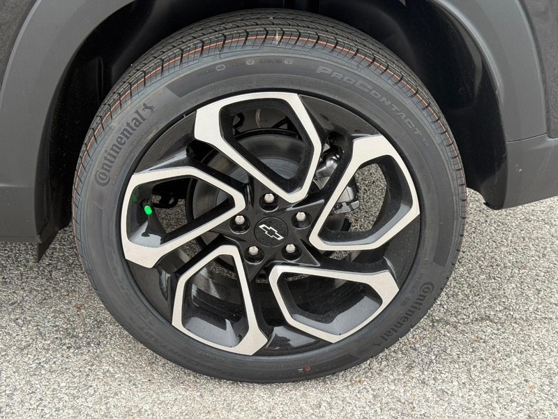 Chevrolet Trax Vehicle Full-screen Gallery Image 4