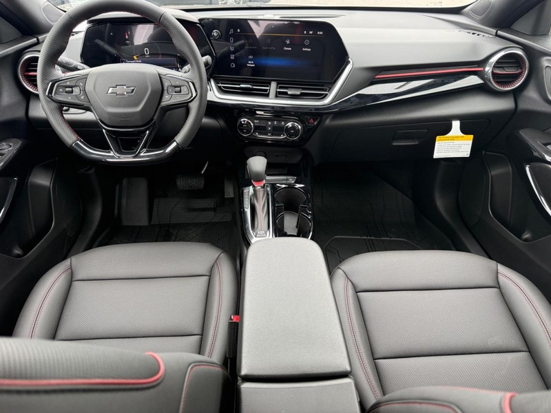 Chevrolet Trax Vehicle Full-screen Gallery Image 7
