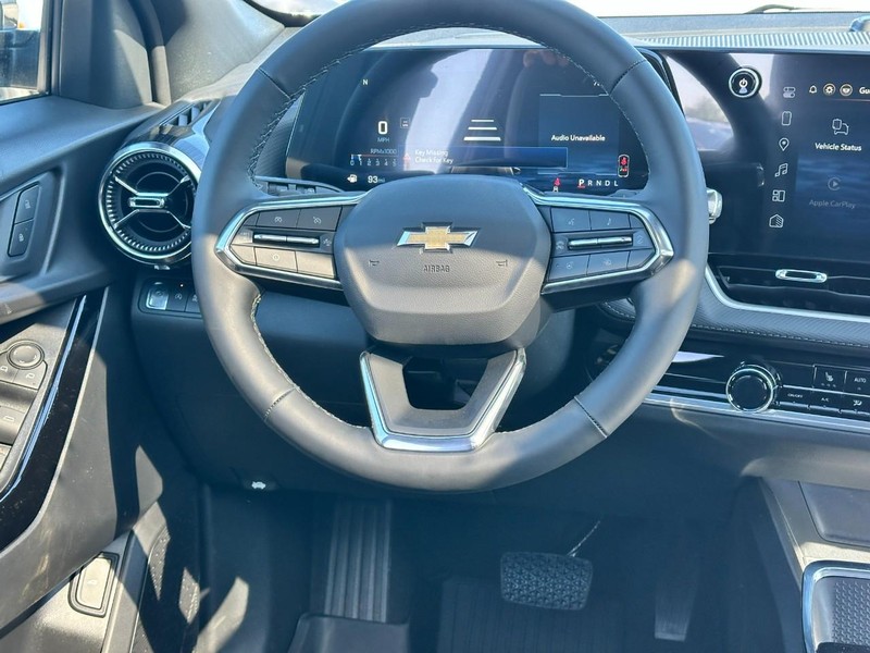 Chevrolet Equinox Vehicle Full-screen Gallery Image 7