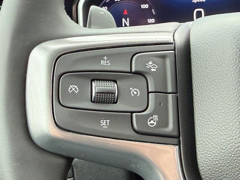Chevrolet Silverado 1500 Vehicle Full-screen Gallery Image 9