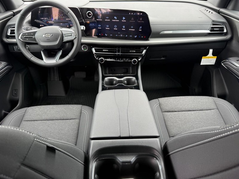 Chevrolet Traverse Vehicle Full-screen Gallery Image 7