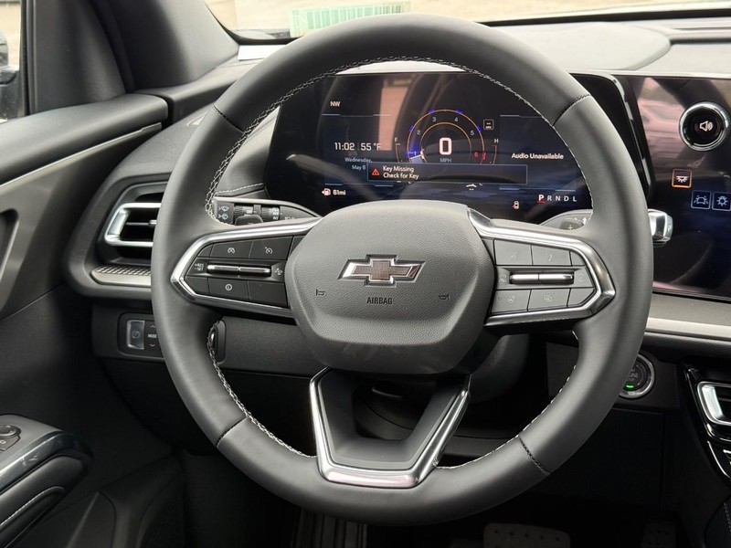 Chevrolet Traverse Vehicle Full-screen Gallery Image 8