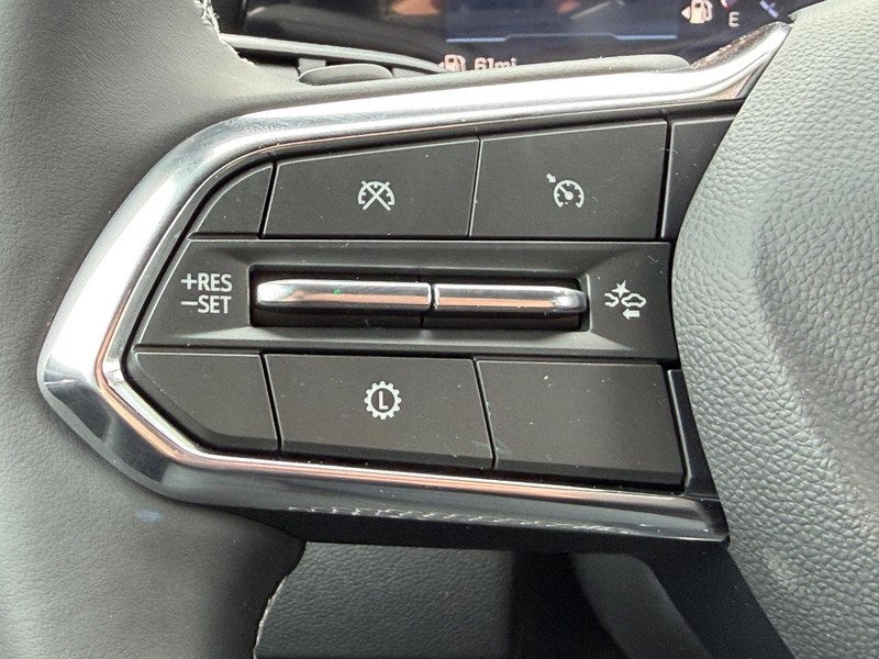 Chevrolet Traverse Vehicle Full-screen Gallery Image 9