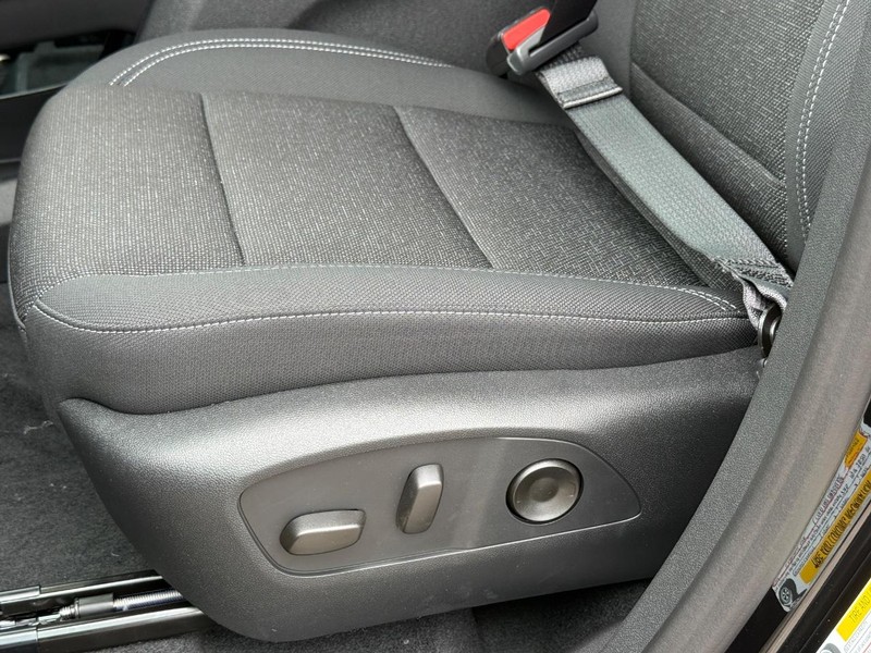Chevrolet Traverse Vehicle Full-screen Gallery Image 17