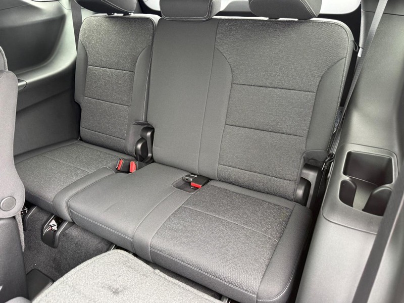 Chevrolet Traverse Vehicle Full-screen Gallery Image 5