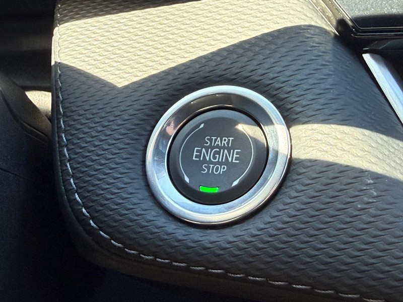 Chevrolet Equinox Vehicle Full-screen Gallery Image 10