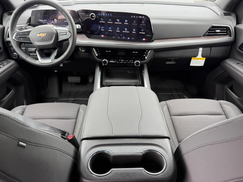 Chevrolet Tahoe Vehicle Full-screen Gallery Image 7
