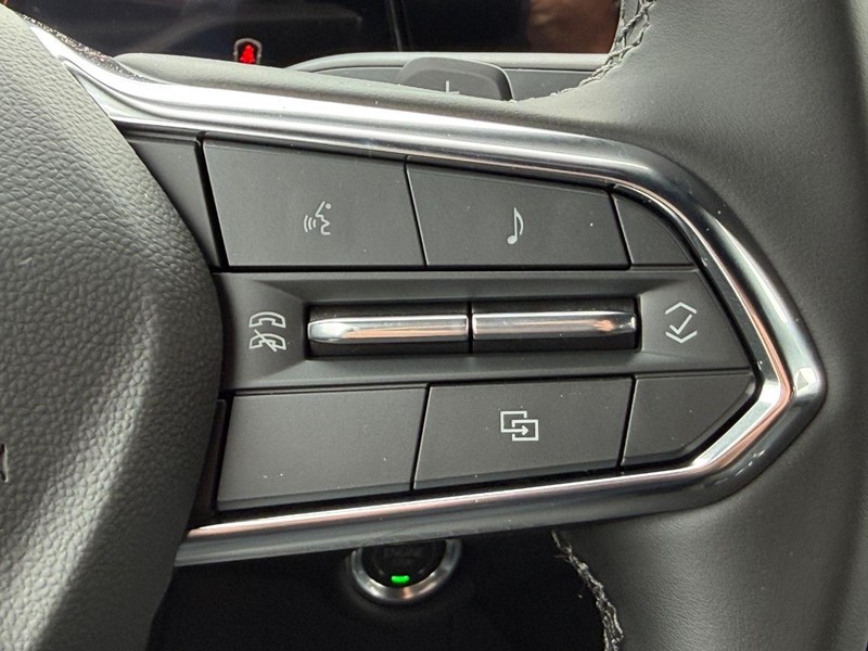 Chevrolet Tahoe Vehicle Full-screen Gallery Image 10