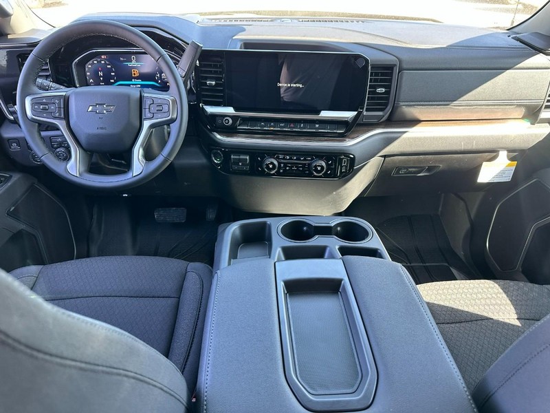 Chevrolet Silverado 1500 Vehicle Full-screen Gallery Image 5
