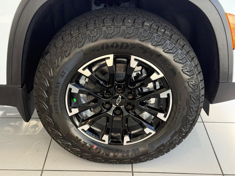 Chevrolet Traverse Vehicle Full-screen Gallery Image 5