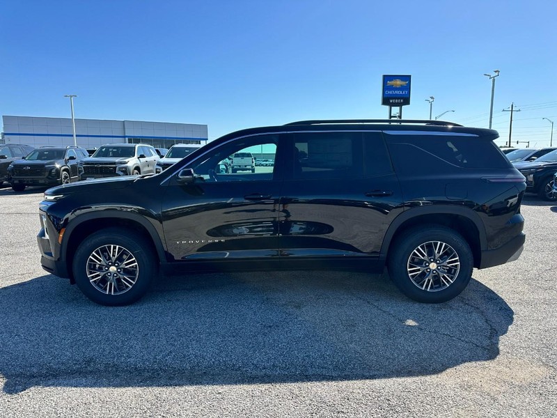 Chevrolet Traverse Vehicle Full-screen Gallery Image 2