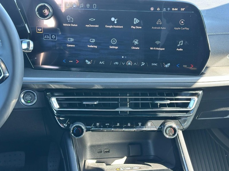 Chevrolet Traverse Vehicle Full-screen Gallery Image 8