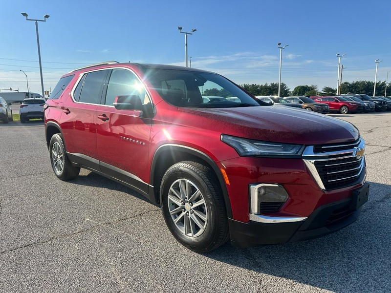 Chevrolet Traverse Vehicle Full-screen Gallery Image 8