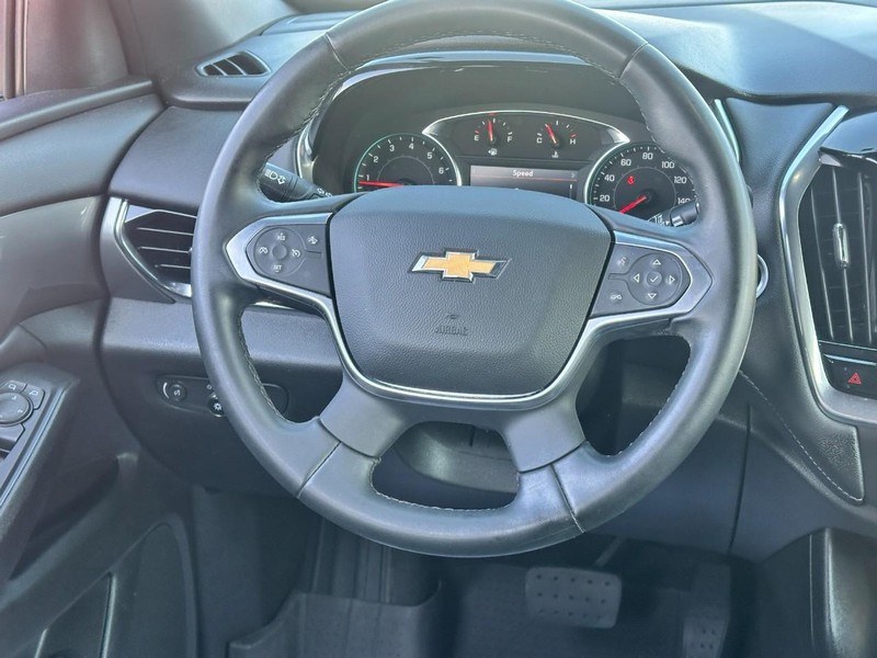 Chevrolet Traverse Vehicle Full-screen Gallery Image 13
