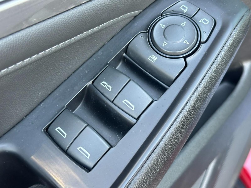 Chevrolet Traverse Vehicle Full-screen Gallery Image 17