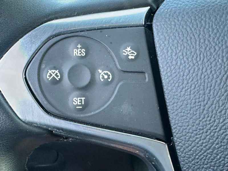 Chevrolet Traverse Vehicle Full-screen Gallery Image 19