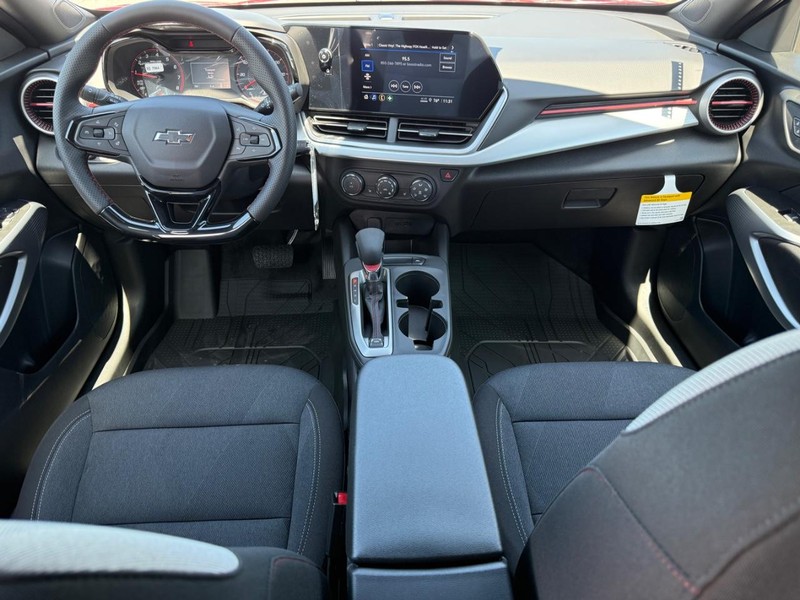 Chevrolet Trax Vehicle Full-screen Gallery Image 6