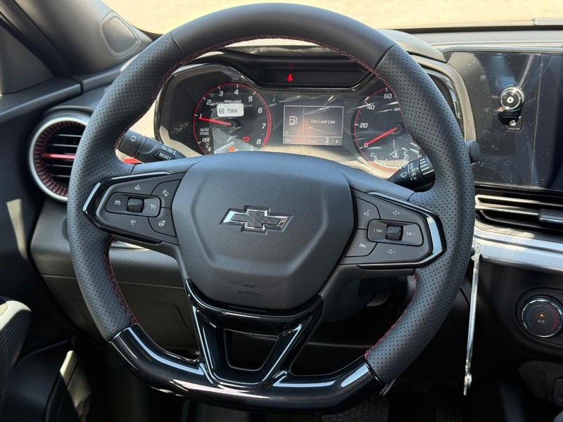 Chevrolet Trax Vehicle Full-screen Gallery Image 7