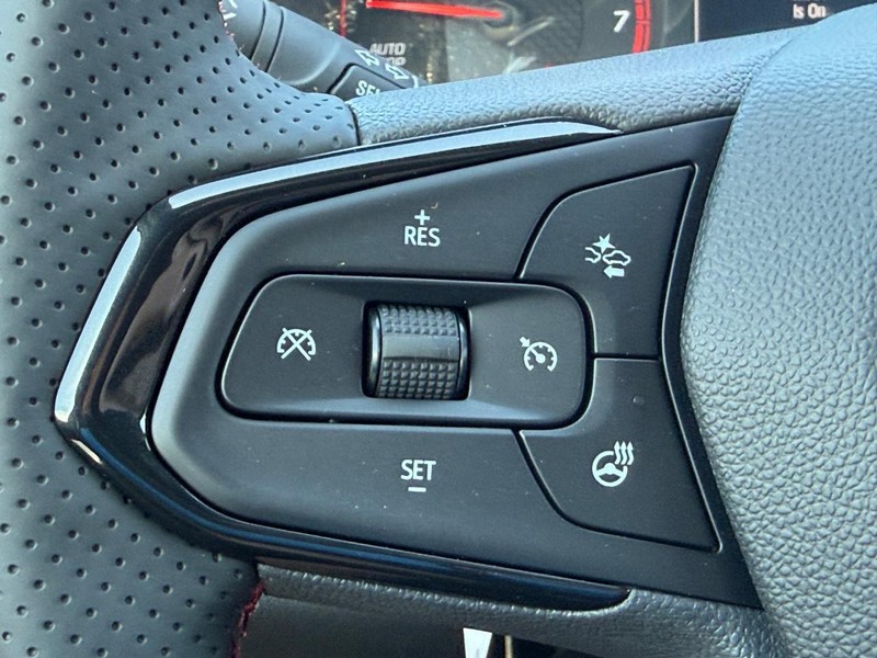 Chevrolet Trax Vehicle Full-screen Gallery Image 9