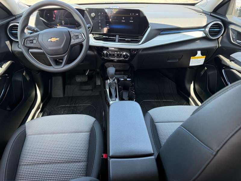 Chevrolet Trax Vehicle Full-screen Gallery Image 6