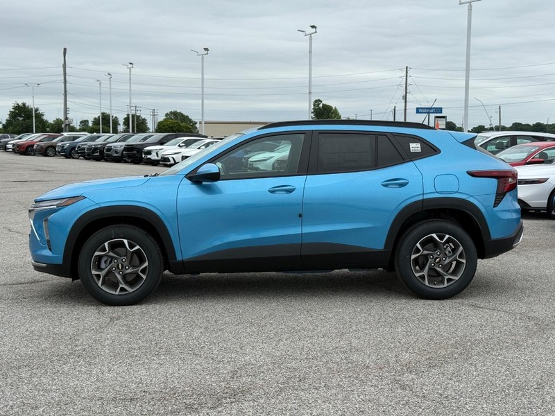Chevrolet Trax Vehicle Full-screen Gallery Image 2