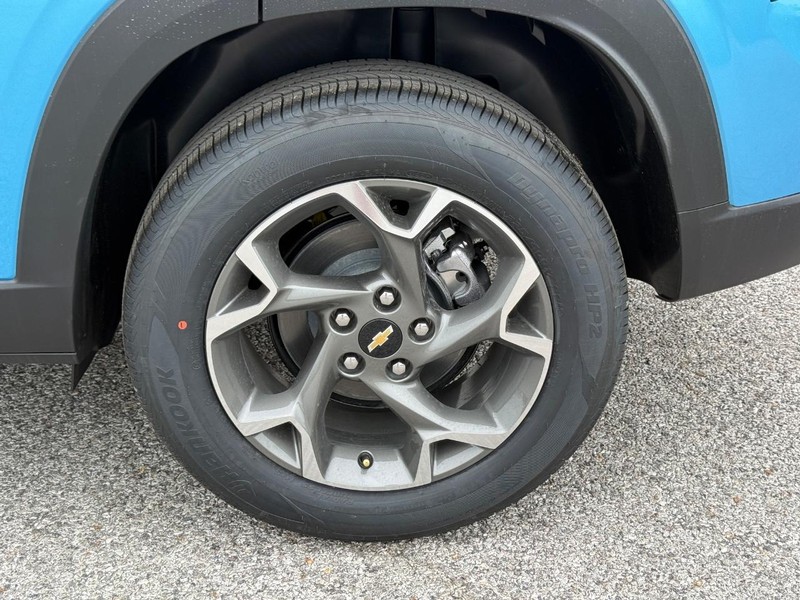 Chevrolet Trax Vehicle Full-screen Gallery Image 4