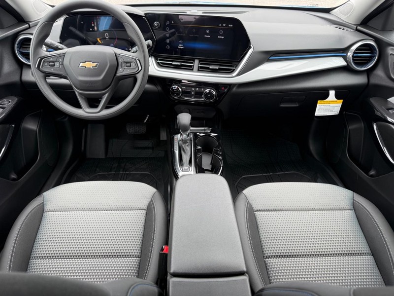 Chevrolet Trax Vehicle Full-screen Gallery Image 6