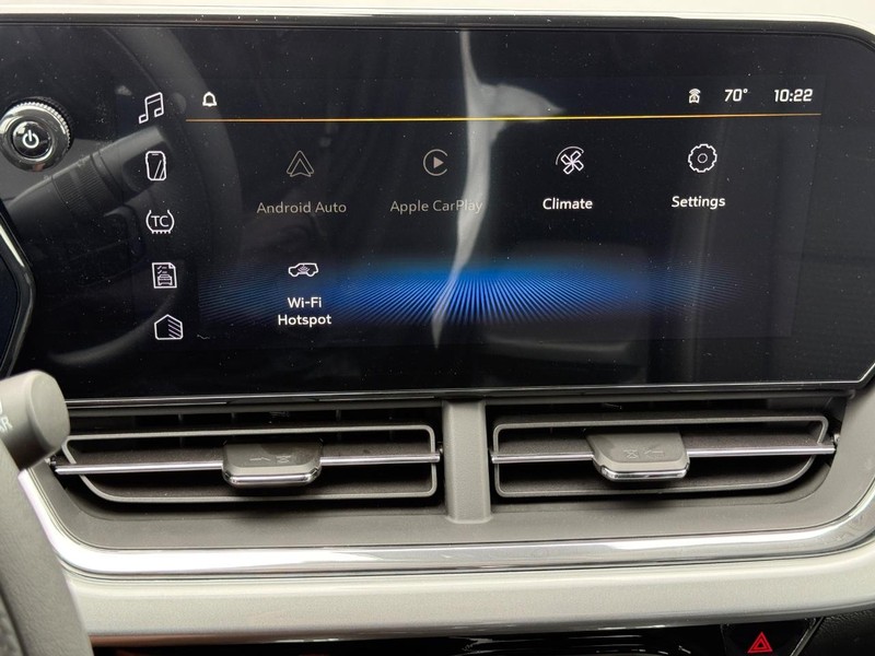 Chevrolet Trax Vehicle Full-screen Gallery Image 11