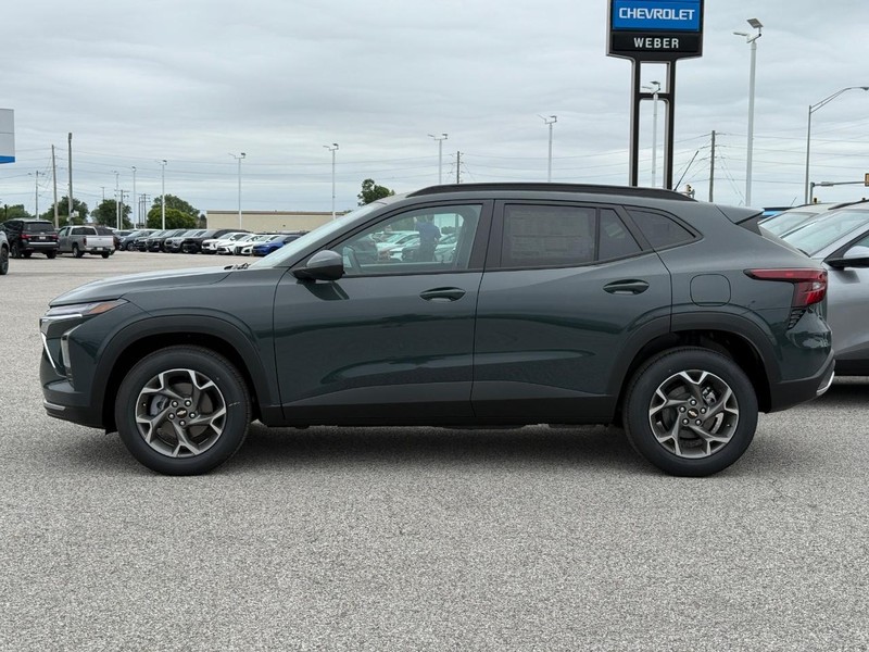 Chevrolet Trax Vehicle Full-screen Gallery Image 2