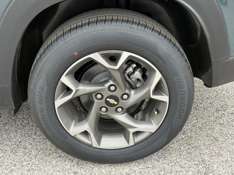 Chevrolet Trax Vehicle Full-screen Gallery Image 4