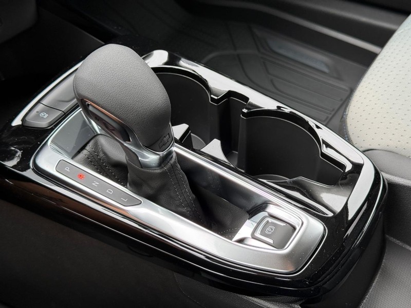 Chevrolet Trax Vehicle Full-screen Gallery Image 13