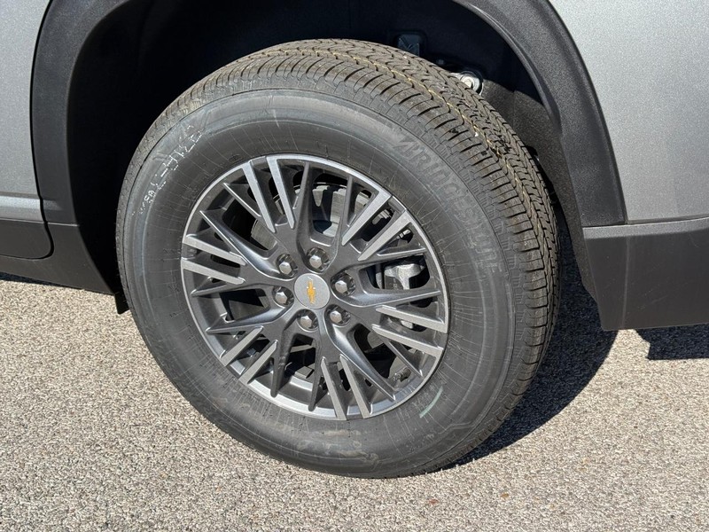 Chevrolet Traverse Vehicle Full-screen Gallery Image 5