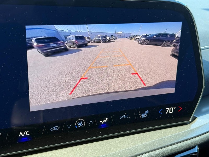Chevrolet Traverse Vehicle Full-screen Gallery Image 14