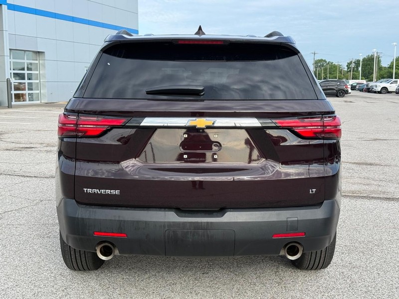 Chevrolet Traverse Vehicle Full-screen Gallery Image 4