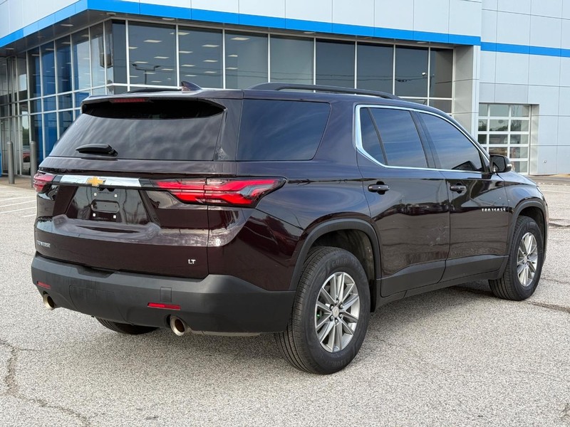 Chevrolet Traverse Vehicle Full-screen Gallery Image 5