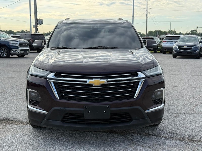 Chevrolet Traverse Vehicle Full-screen Gallery Image 9