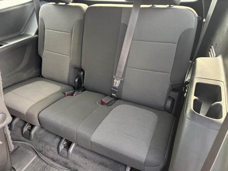 Chevrolet Traverse Vehicle Full-screen Gallery Image 10