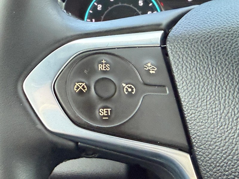 Chevrolet Traverse Vehicle Full-screen Gallery Image 14