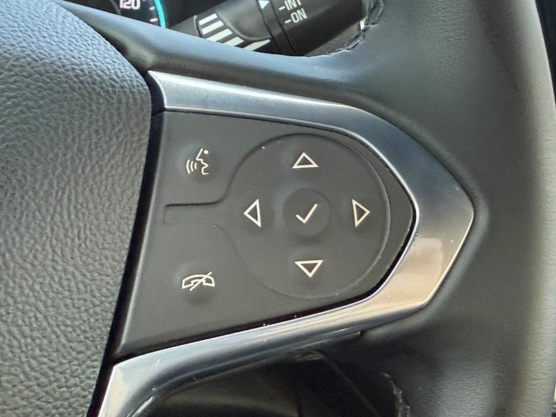 Chevrolet Traverse Vehicle Full-screen Gallery Image 15