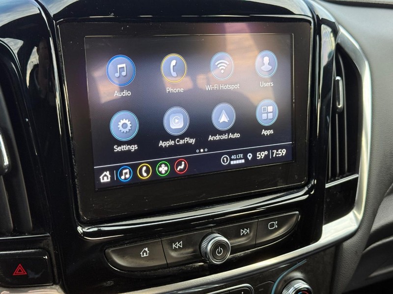 Chevrolet Traverse Vehicle Full-screen Gallery Image 17