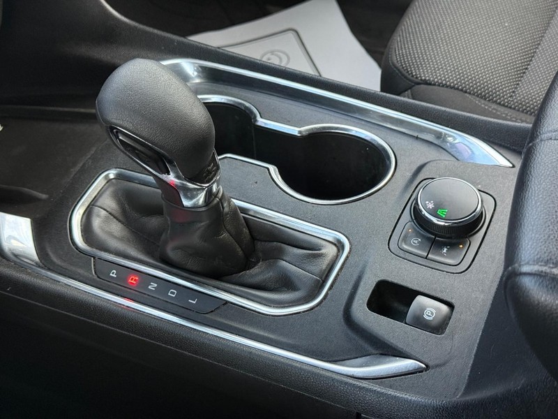 Chevrolet Traverse Vehicle Full-screen Gallery Image 20