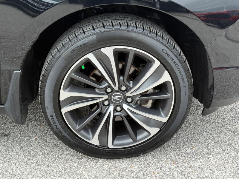 Acura MDX Vehicle Full-screen Gallery Image 7
