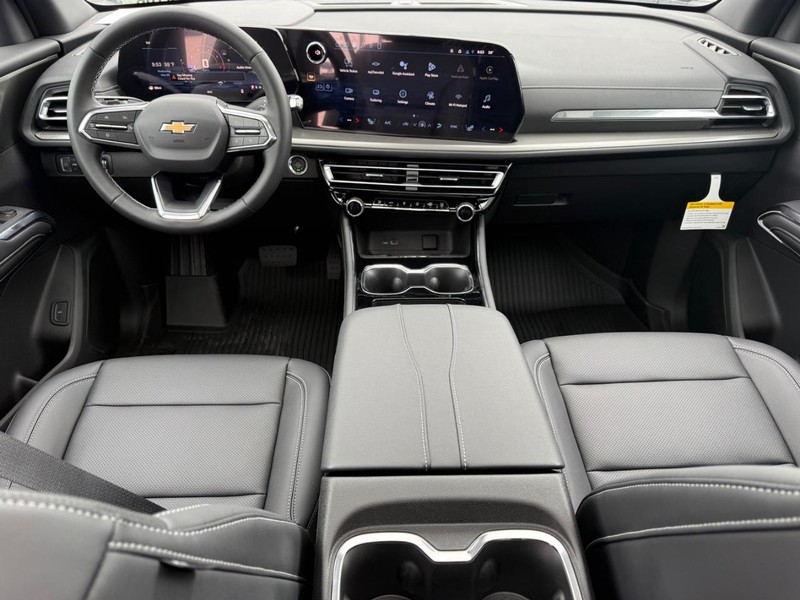 Chevrolet Traverse Vehicle Full-screen Gallery Image 8