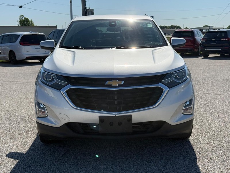 Chevrolet Equinox Vehicle Full-screen Gallery Image 09