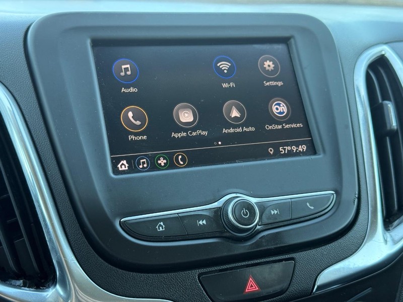 Chevrolet Equinox Vehicle Full-screen Gallery Image 16