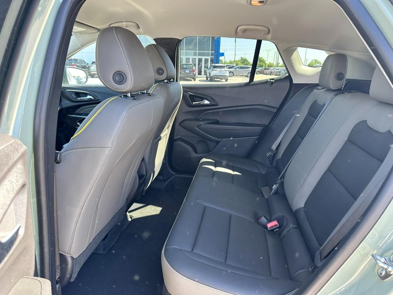 Chevrolet Trax Vehicle Full-screen Gallery Image 4